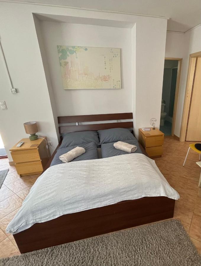 Wash House Apartman Gyor Exterior photo