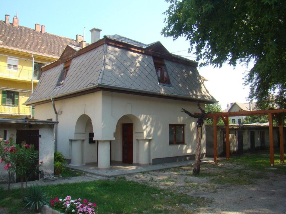 Wash House Apartman Gyor Exterior photo